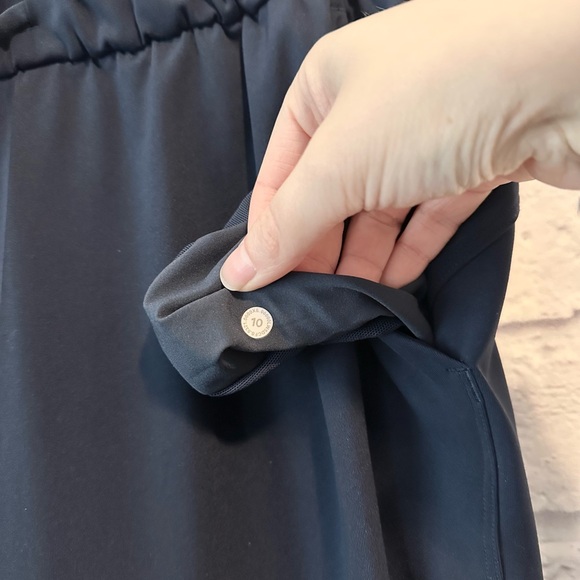 Lululemon keep moving 7/8 pant - Picture 6 of 6